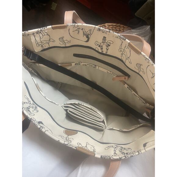 Disney Winnie the Pooh Petunia Pickle Bottom Diaper Bag Disney Tigger Piglet - Picture 11 of 11